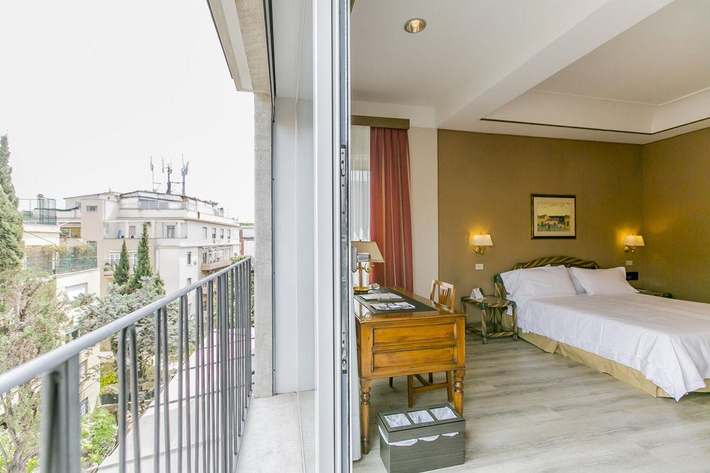 Western Rivoli Hotell